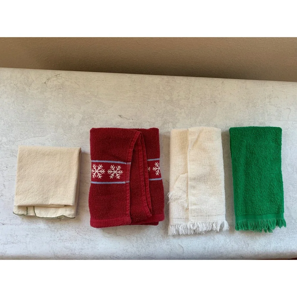 Vintage 1980s Christmas Towels Set‎ Embroidered Snowman Bells Holly USA Made